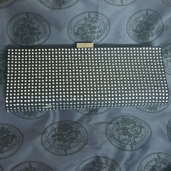 Fancy black clutch - Picture 1 of 4